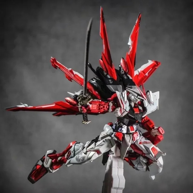 Bandai Gundam Hg - บันได กันดั้ม ฟิกเกอร์ประกอบอนิเมะการ์ตูนสร้างสรรค์ ฟรีเรด เฮเรติก โกลด์